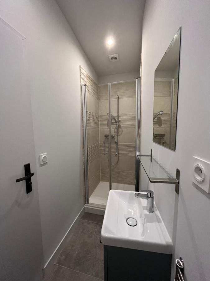 Chez Oma I 1 Appartement Independant Opi I 3 Chambres Privatives Avec Salle D Eau Et Salon Commun Cuisine Commune Wc Commun Patio Commun 亞維農 外观 照片