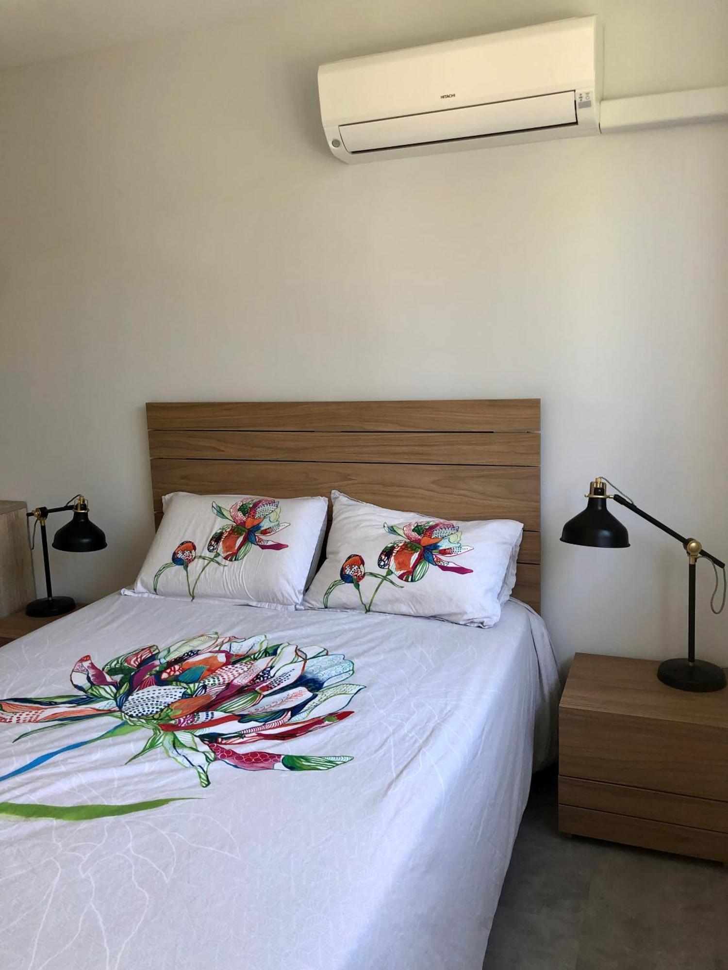 Chez Oma I 1 Appartement Independant Opi I 3 Chambres Privatives Avec Salle D Eau Et Salon Commun Cuisine Commune Wc Commun Patio Commun 亞維農 外观 照片